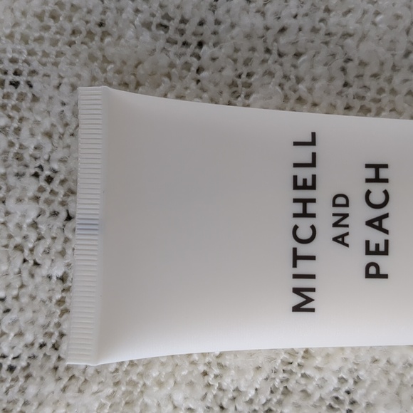 Mitchell and Peach Flora No.1 Body Souffle, 100ml/3.38fl oz - Picture 7 of 8